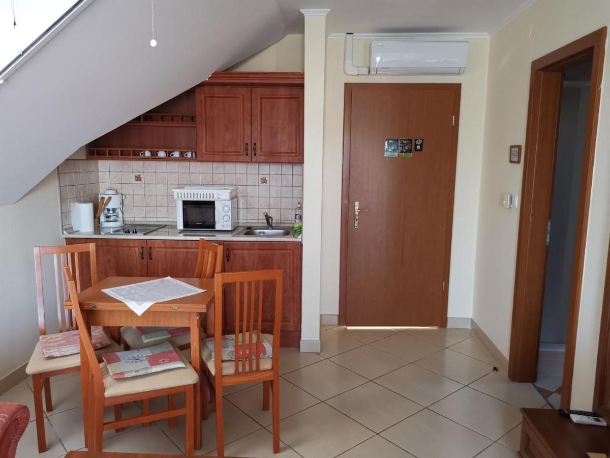 Harmonia Panzio Hotell Sárospatak Exteriör bild